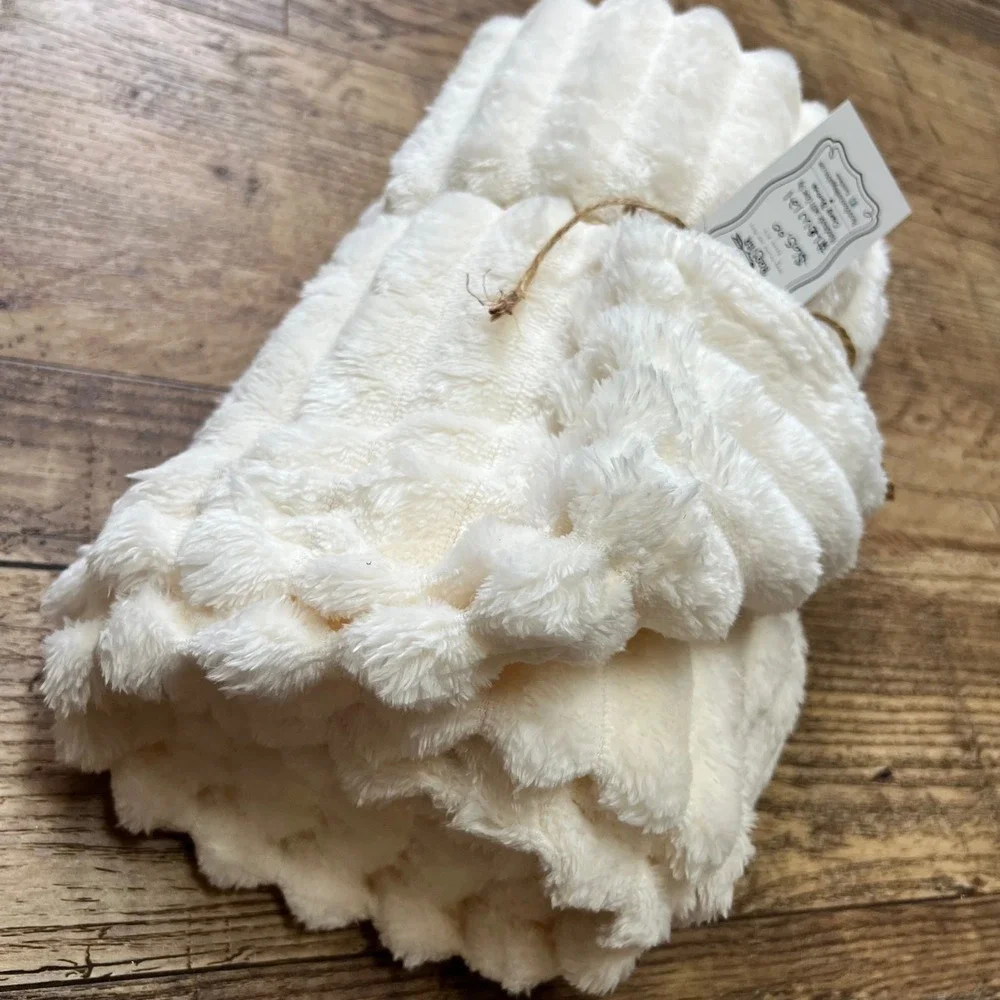 Rustic Rooster Plush Ribbed Throw Blanket Cream Ivory 40x55 soft light weight